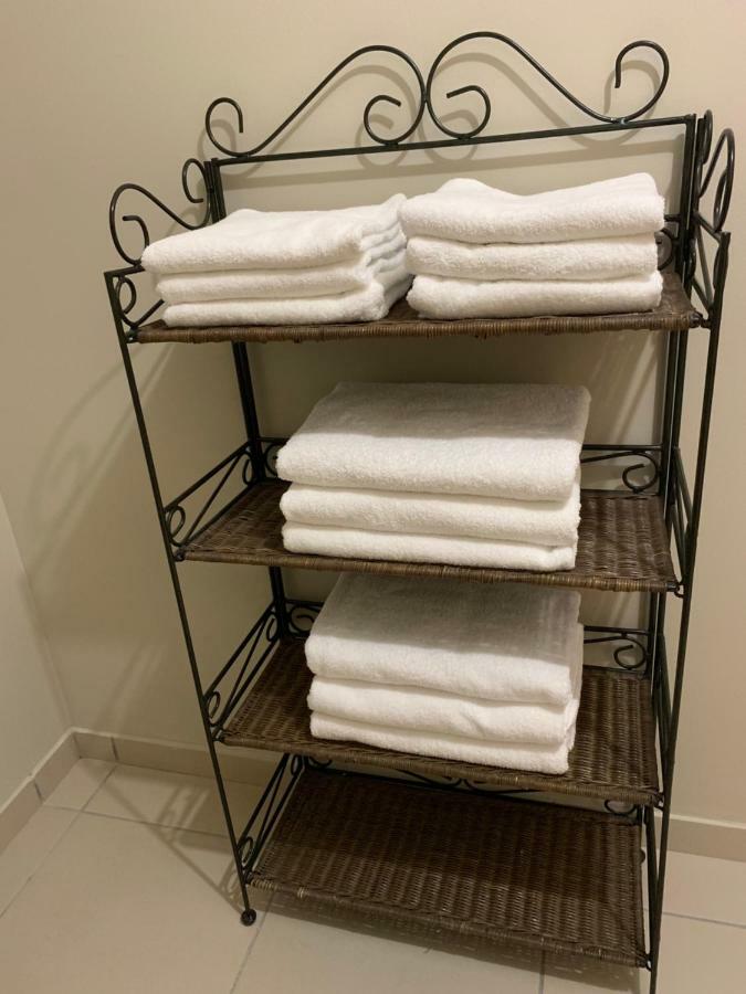 De 100m² Bien Situe Apartment *